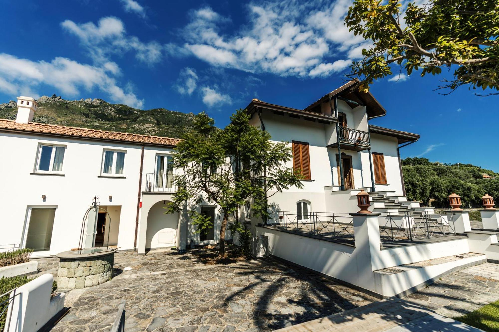 Tenuta Calitto Wine Resort E Spa Ischia Exterior photo